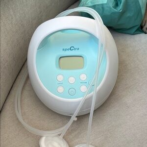 Spectra White and Blue Breast Pump
